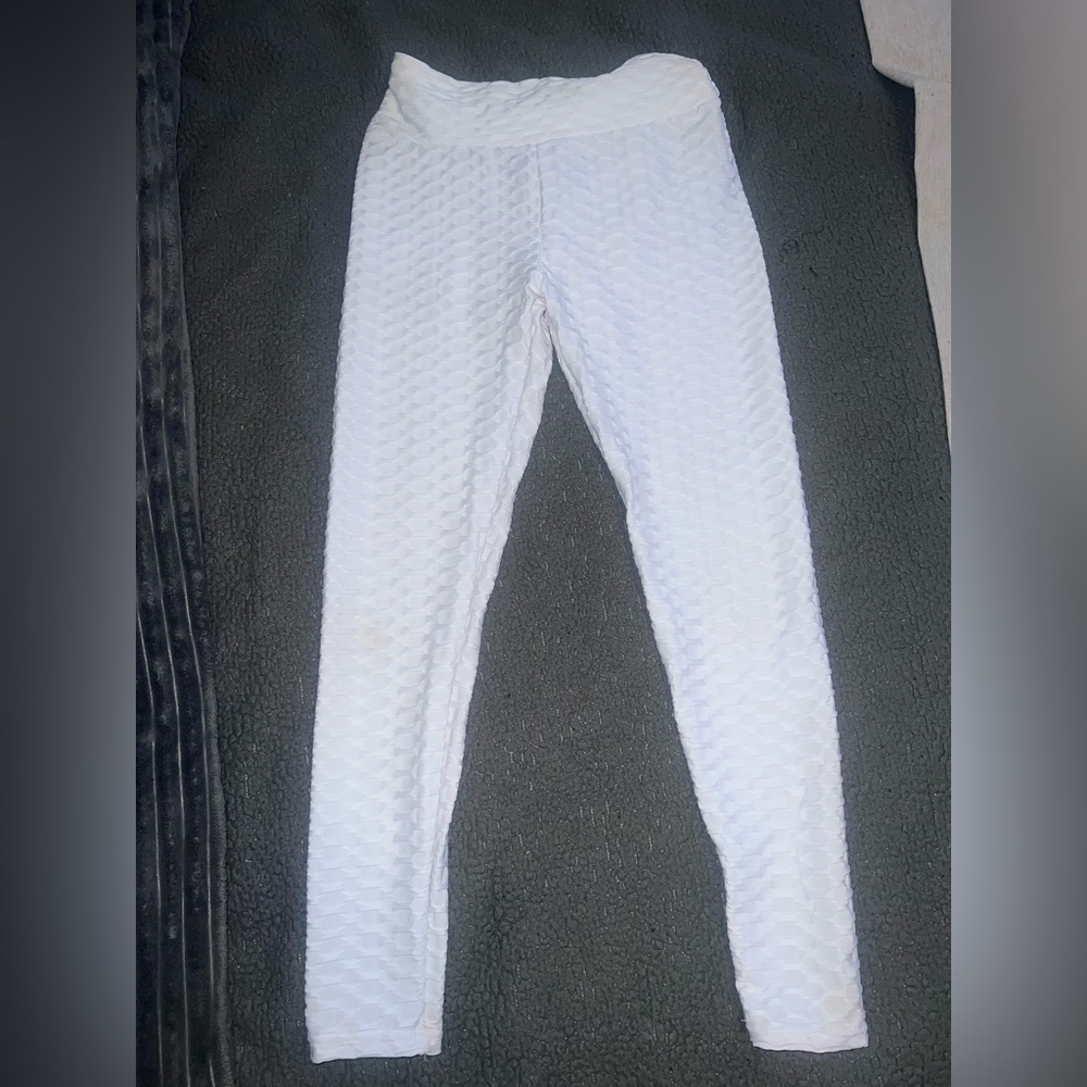 Scrunch leggings!